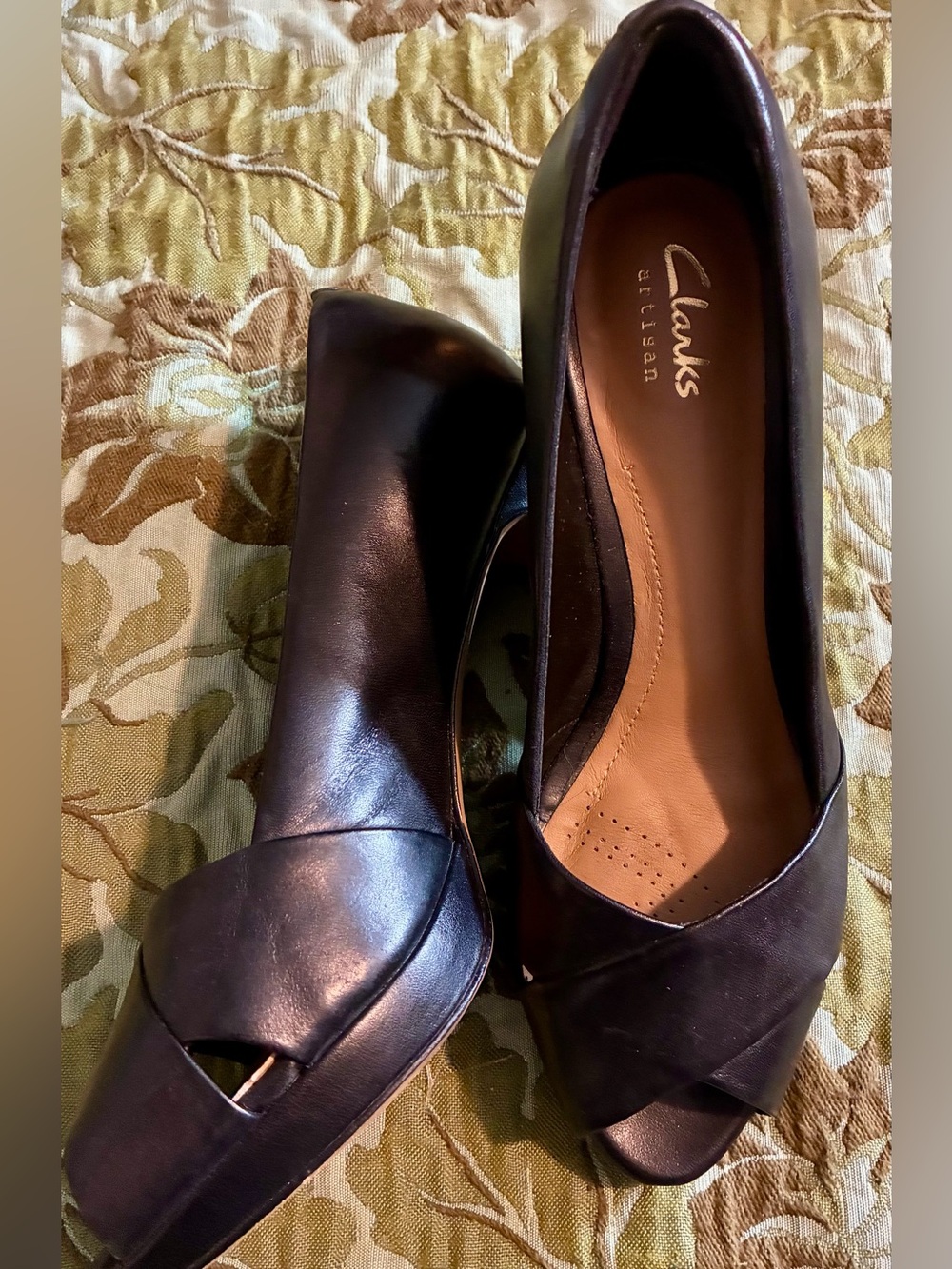 Clarks Black Leather Peep-Toe Platform Pumps